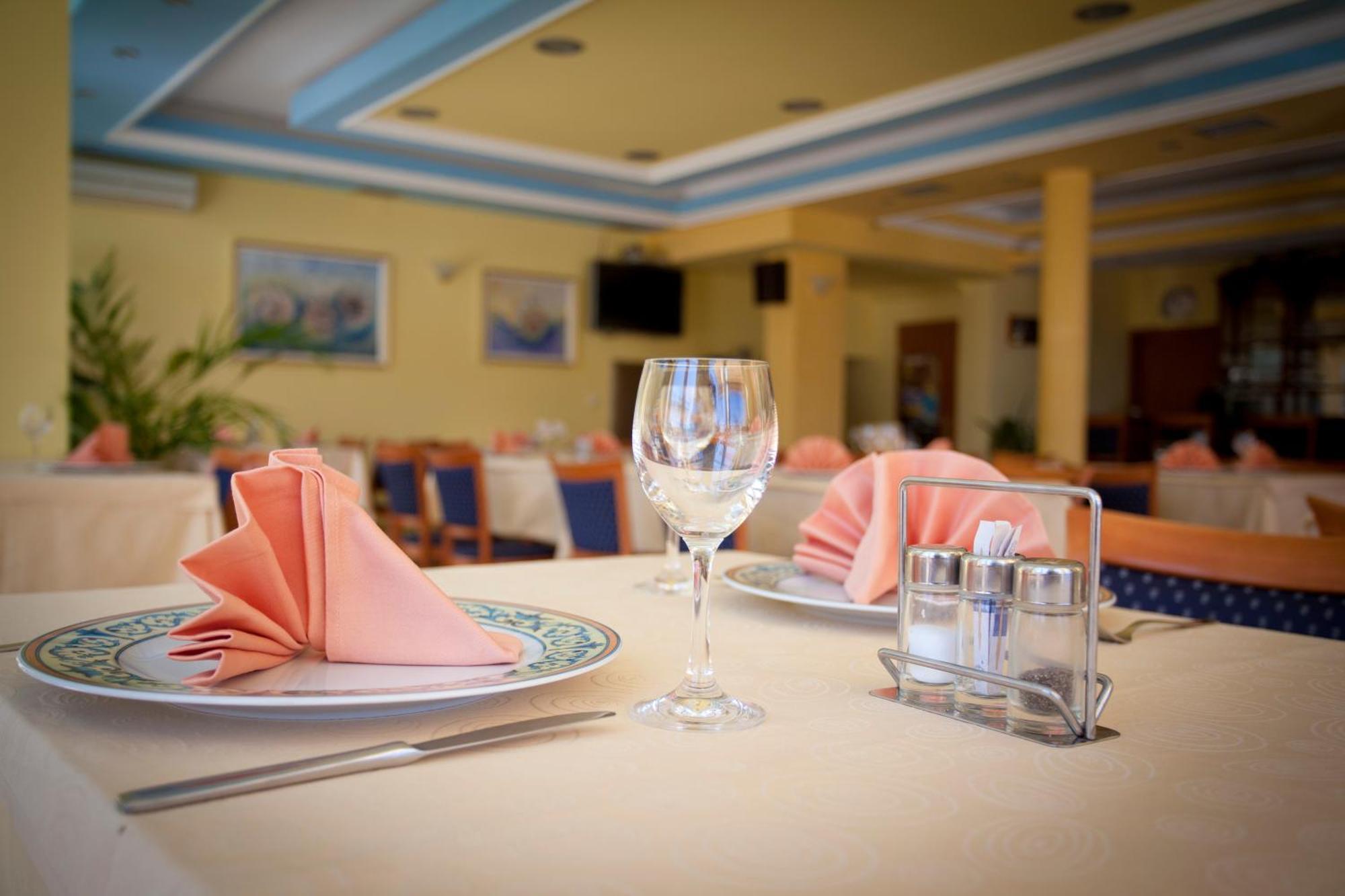 Pansion Burin Hotel Baska  Bagian luar foto