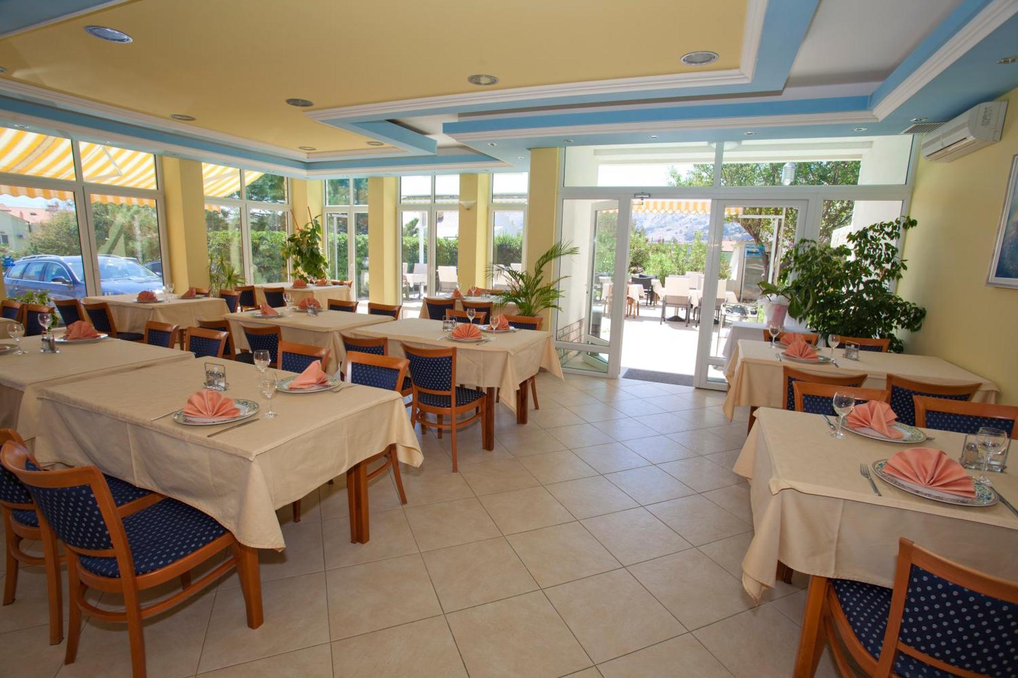 Pansion Burin Hotel Baska  Bagian luar foto